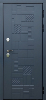 Металлическая дверь для квартиры с отделкой из панелей МДФ RAL Металлическая дверь для квартиры с отделкой из панелей МДФ RAL